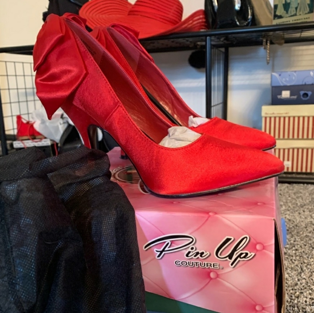 Red Bow Heel so 10 Pinup Couture